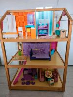 Kidkraft so chic Puppenhaus für Barbie mit viel Barbie Zubehör Nordrhein-Westfalen - Gladbeck Vorschau