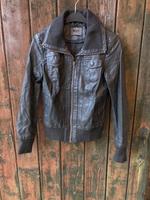 schwarze Lederjacke von Only Niedersachsen - Stelle Vorschau