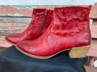 Damenschuhe Paul Green rote Stiefeletten Hessen - Büttelborn Vorschau