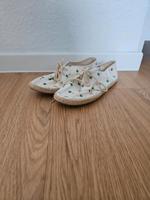 Stoffschuhe Sommerschuhe weiß beige Gr. 39 Nordrhein-Westfalen - Hagen Vorschau