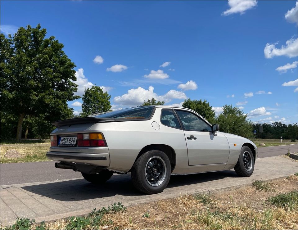 Porsche 924 Targa Silber Oldtimer in Magdeburg