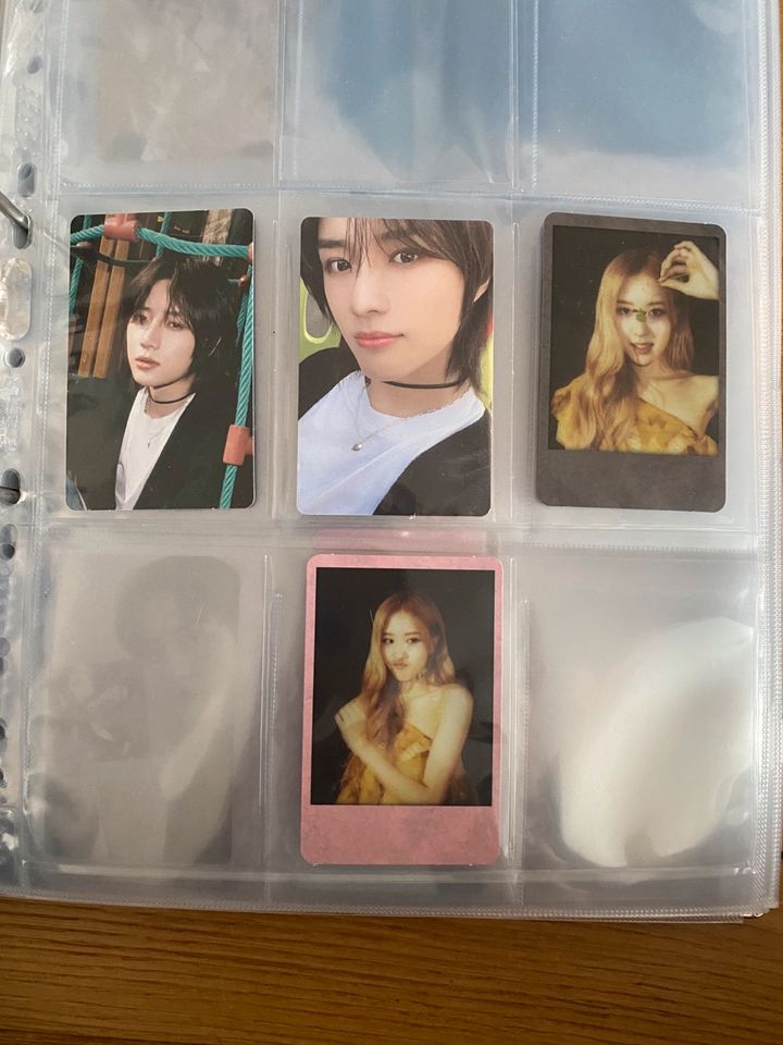 MISC KPOP TXT Blackpink Beomgyu Rosé photocards in Nürnberg (Mittelfr)