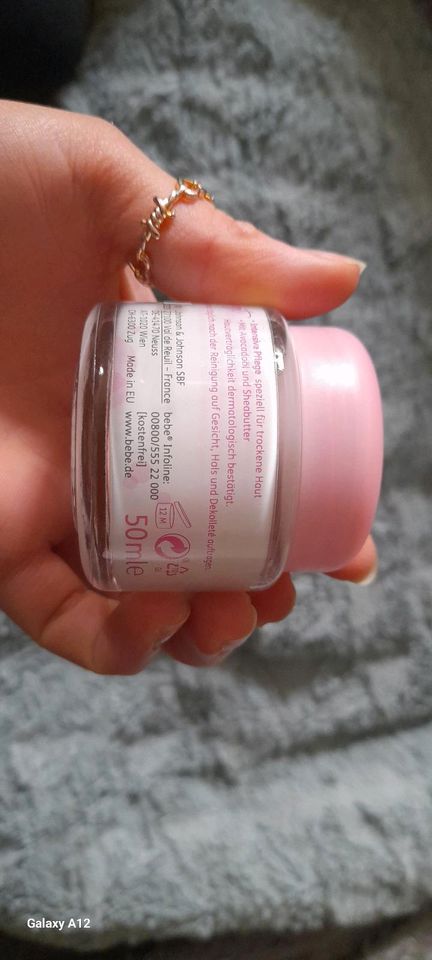 bebe Intensivpflege Gesichtscreme für trockene Haut Neu in Raschau-Markersbach