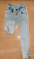 Tredy Sommer Jeans mit Strass + Spitze  Neuzustand Niedersachsen - Westerstede Vorschau