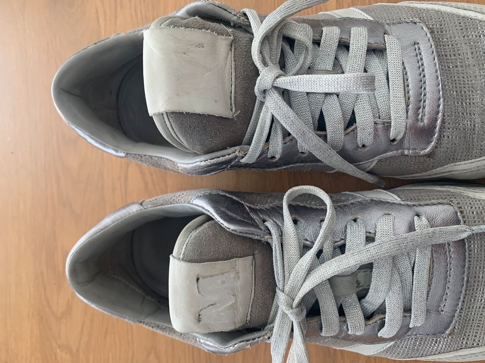 Maripe toller Sneaker Turnschuh grau Silber Gr. 39 in Rodgau