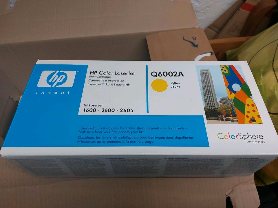 HP color Laserjet Toner yellow gelbQ6002A Laserjet 1600 2600 2605 in Stuttgart