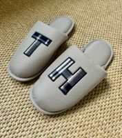 NEU Tommy Hilfiger Slippers für Zuhause - Unisex XL Niedersachsen - Osnabrück Vorschau