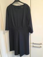 Damenkleid von Esprit Größe 42 Nordrhein-Westfalen - Brüggen Vorschau