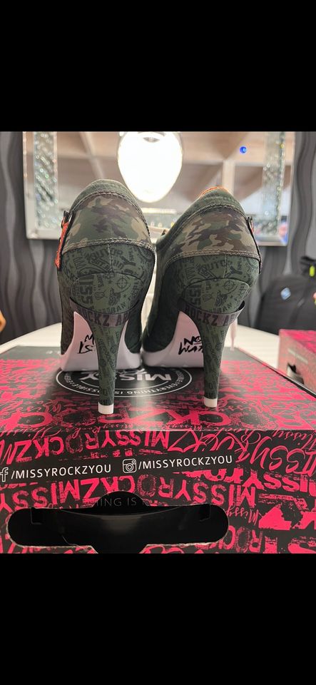 Missy Rockz Schuhe in Klein Nordende