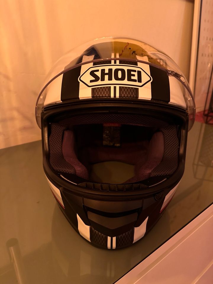 Shoei GT Air Motorradhelm in Essen-Margarethenhöhe