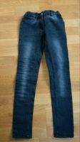 134/140 Leggins Jeans Oberteil Jacken Jogginghose Dresden - Briesnitz Vorschau