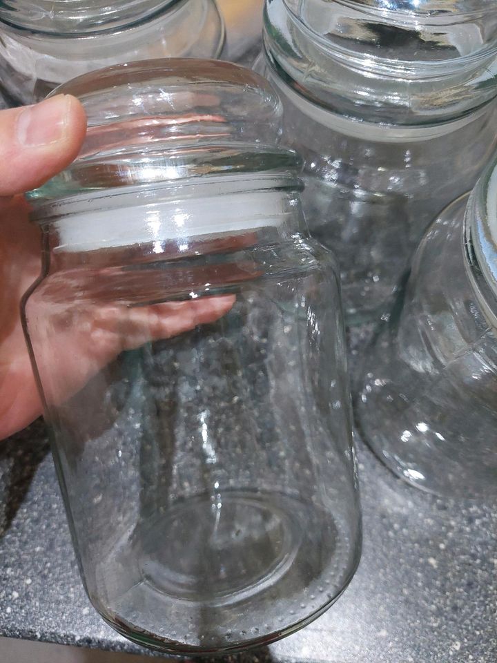 4x Glasbehälter Flaschen / Aufbewahrung in Hamburg