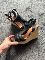 Tommy hilfiger Sandalen high Held Größe 37 Leder Nordrhein-Westfalen - Rietberg Vorschau
