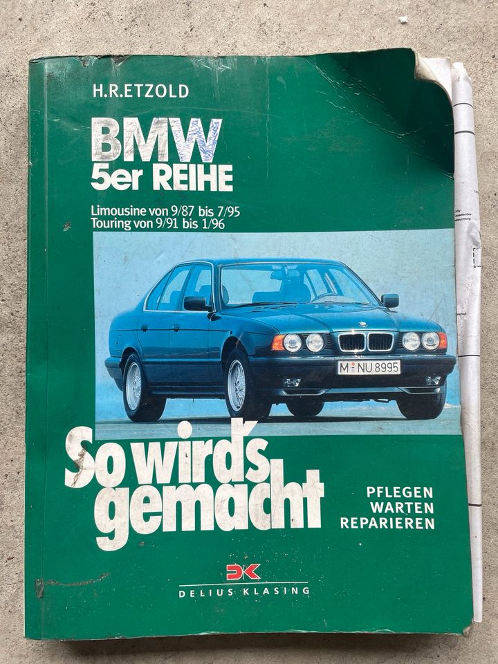 Verkaufe eine Reparaturanleitung BMW E34 in Schorndorf