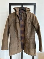 Barbour Wachs Jacke mit Kapuze Gr 38 München - Schwabing-West Vorschau