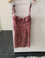 Süßes sommerliches Kleid mit Blumenmuster gr M Saarland - Oberthal Vorschau