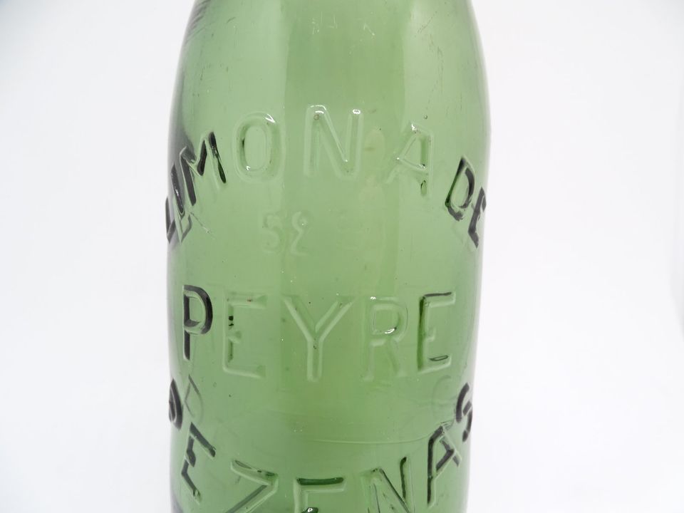 Französiche Limonade Peyre Pezenas Flasche Grün Landhaus in Wiesbaden