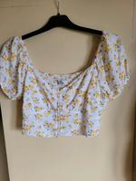 Hollister Blumen Crop top / Bluse / Floral / gelb Blumen / Knöpfe Baden-Württemberg - Offenburg Vorschau