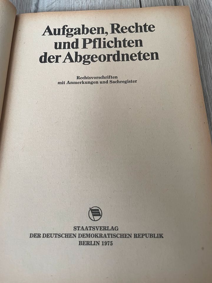 Aufgaben, Rechte und Pflichten der Abgeordneten - DDR 1975 in Plauen