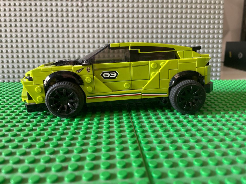 Lego Lamborghini Urus in Berlin