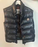 Weste Moncler  Gr. 3 blau ORIGINAL Hessen - Gelnhausen Vorschau