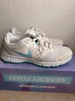 Damen Nike Schuhe Nordrhein-Westfalen - Gladbeck Vorschau