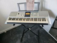 ***Yamaha PSR-323 Keyboard inkl. Ständer und Benutzerhandbuch*** Berlin - Reinickendorf Vorschau