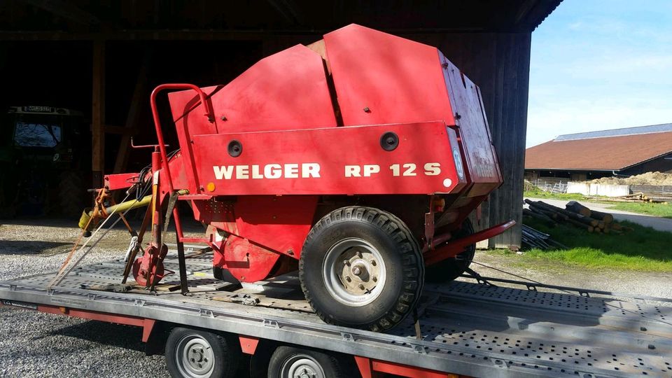 Transport von Agra.- Traktoren Ladewagen Schwader Heuwender.- in Oberursel (Taunus)