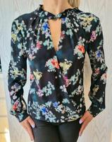 H&M Bluse Shirt Langarm Blumen Blüten Gr M 38 40 Niedersachsen - Sickte Vorschau