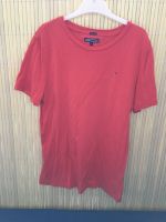 Tommy Hilfiger T-Shirt, rot, Größe 176, NEU ungetragen Neuhausen-Nymphenburg - Neuhausen Vorschau