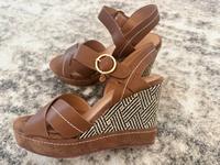 Nagelneue Sandalen von Mexx Niedersachsen - Hameln Vorschau