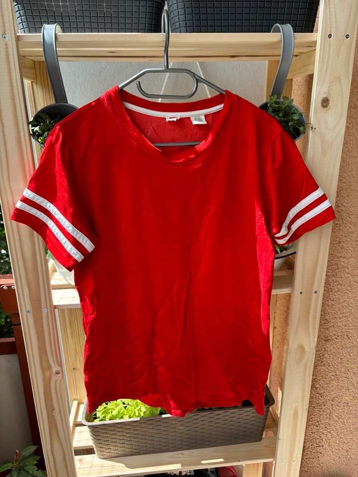 Levi‘s T-Shirt rot & weiß Gr.S in Erfurt