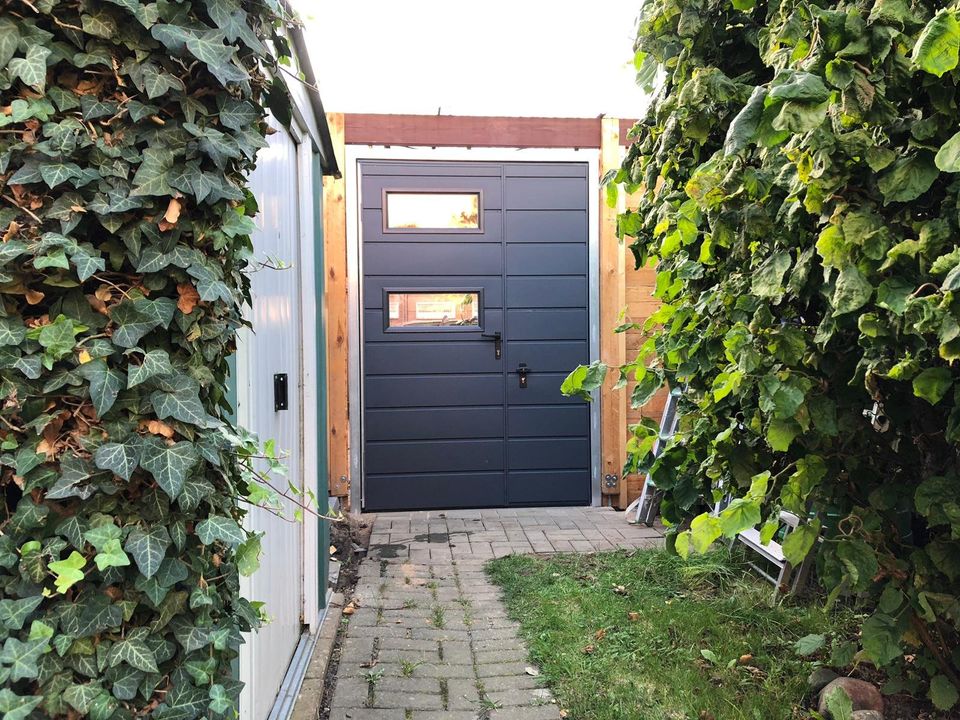 Hoftor container Garagentor haustür trapezblech rolltor schwingtor pflug Schiebetür sektionaltor hallentor gartentor gartentür garagentür doppelflügeltor tor carport hundebox in Falkenberg/Elster