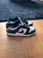 Nike  Schuhe Gr 39 Nordrhein-Westfalen - Pulheim Vorschau