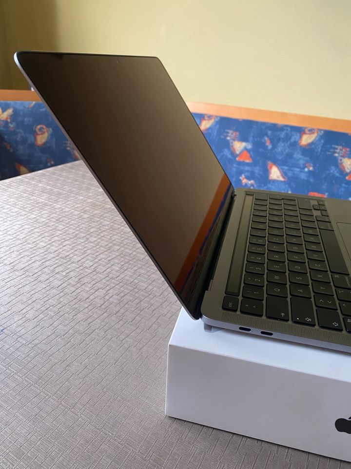 Apple MacBook Pro M1, Tadelloser Zustand, 19 Ladezyklen in Ansbach