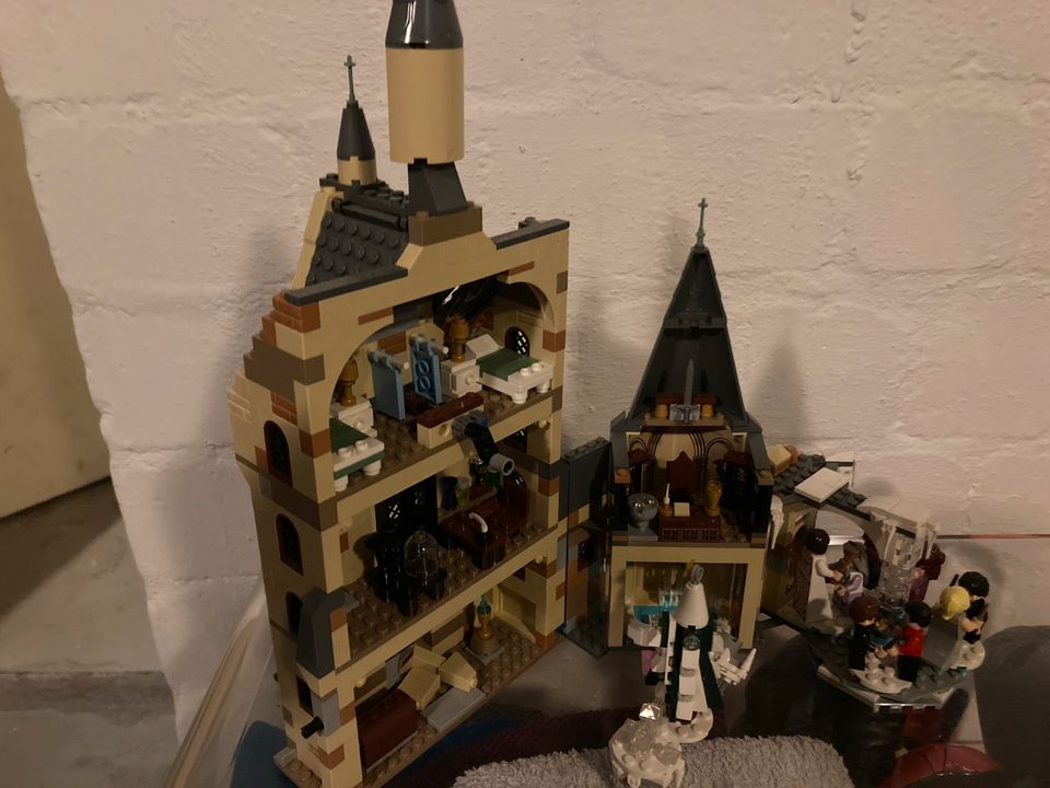 Lego Harry Potter „Hogwarts Clock Tower“ in Hemslingen