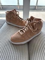Nike Air Jordan beige Leder 41 Saarland - Saarwellingen Vorschau