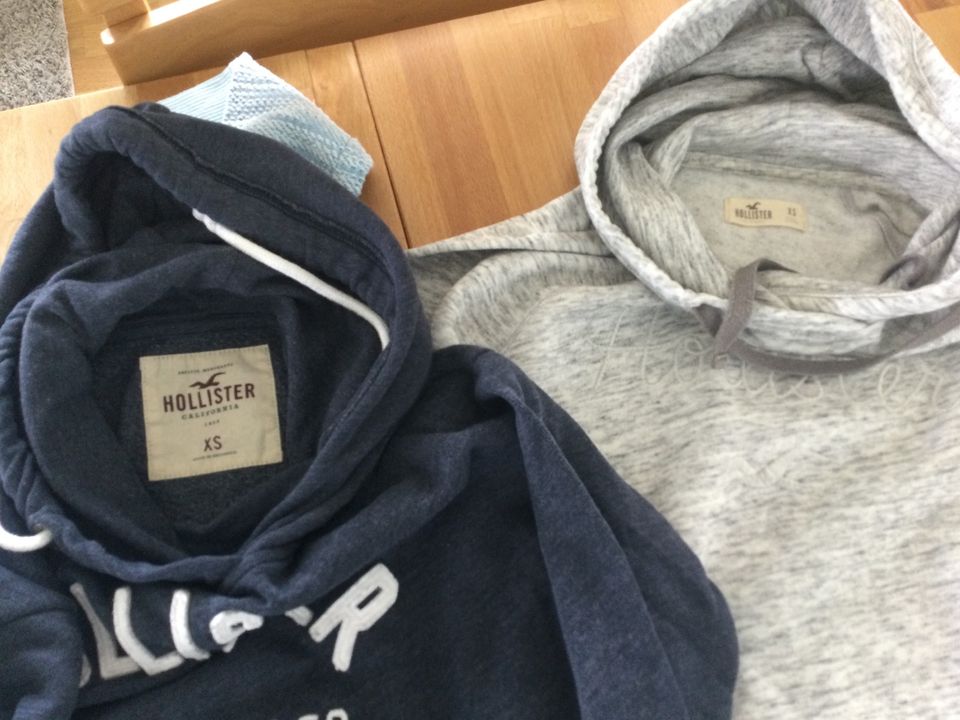 Drei Hollister Hoodies Kapuzen Pullis Gr. XXS, XS, S, 158-164 in Frankfurt am Main