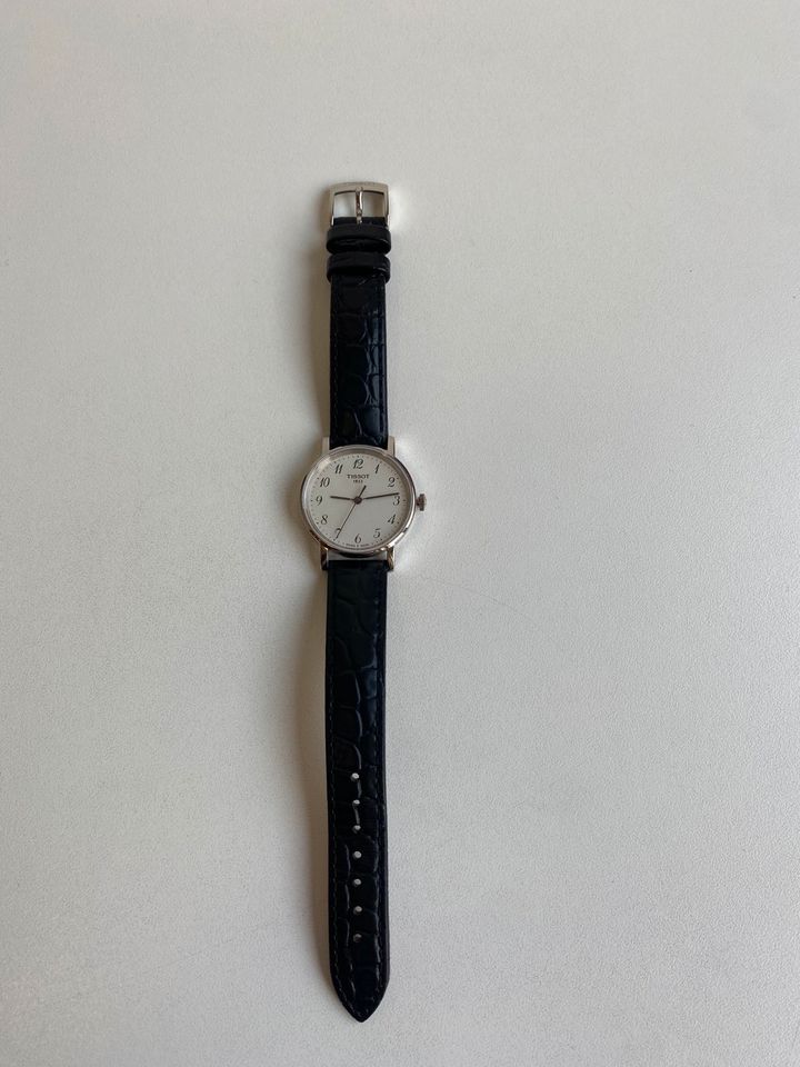 #NEU - Tissot Damen-Armband-Uhr Everytime Small in Tholey