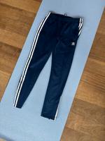 Adidas Trainingshose blau Größe 36 Kr. München - Ottobrunn Vorschau