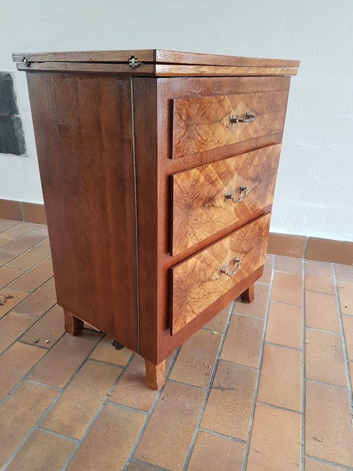 Vintage- Nähmaschine Adler im Möbelschrank in Mannheim