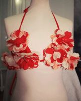 Asos Bikini Top Oberteil rot 3D Blumen Hawaii Triangel Berlin - Neukölln Vorschau