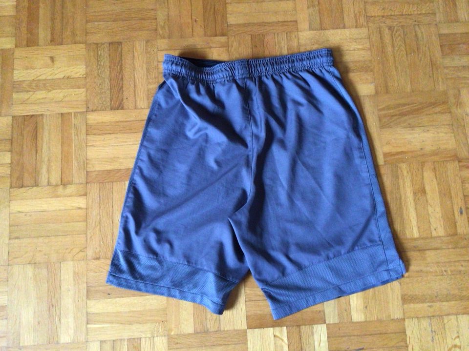 Nike Sport Short Gr XL grau in Rottweil