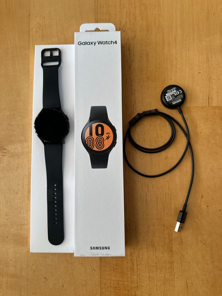 Samsung Galaxy Watch4 in Werneck