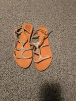 Sandalen mit Glitzeriemchen Nordrhein-Westfalen - Bergkamen Vorschau