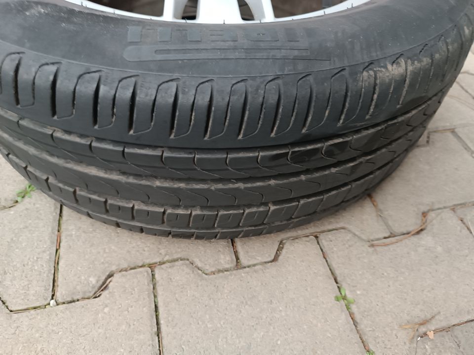 Verkaufe 4 Sommerreifen Pirelli - Cinturato p7 235/55 R17 in Moers