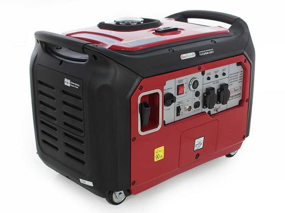 GeoTech Benzin Leiser Inverter-Stromerzeuger 4kW + ATS PTGA 5000i in Michelfeld