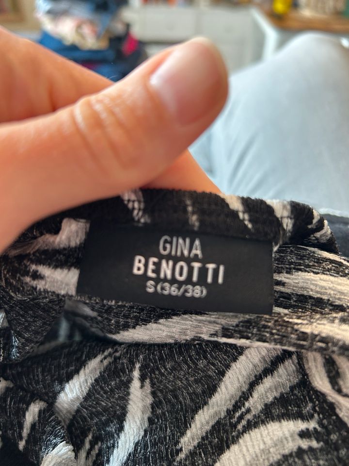 Kleid Größe S 36/38 von Gina Benotti in Essen