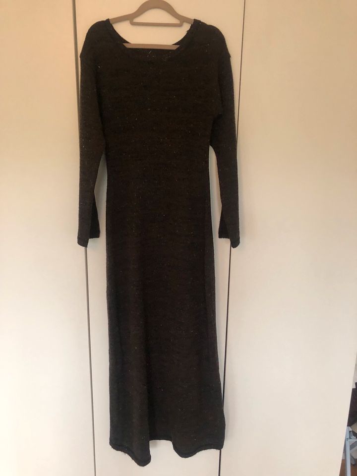 Langes Strickkleid, dunkelbraun, Gr. S in Düsseldorf