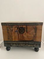 Alte Holzbox mit Japanischen Bilder Feldmoching-Hasenbergl - Feldmoching Vorschau